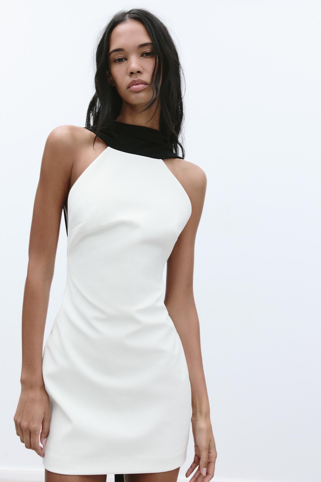 CONTRASTING SHORT DRESS