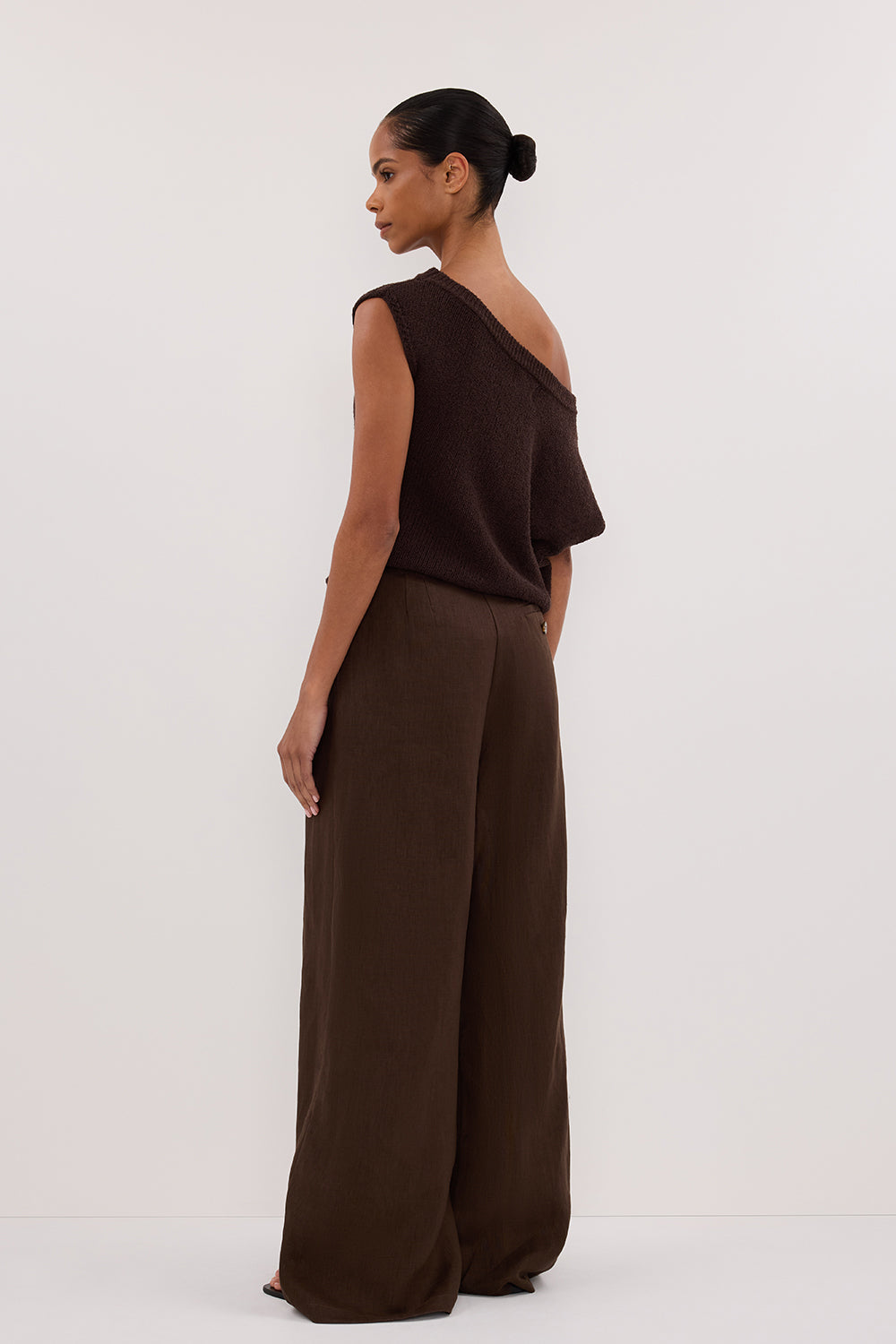 HOLDEN BITTER CHOC LINEN PANT