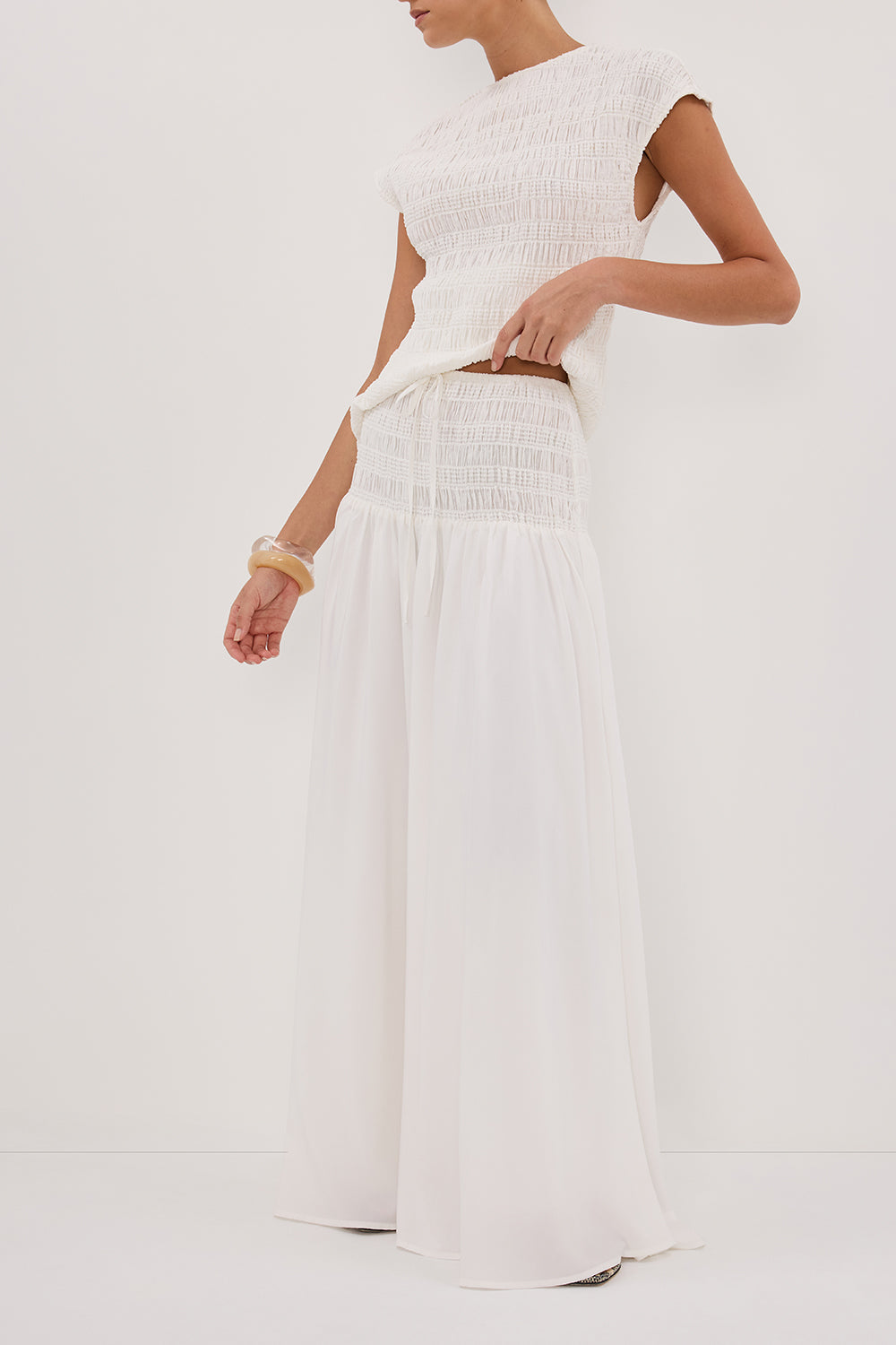 SIERRA WHITE TEXTURED MIDI SKIRT
