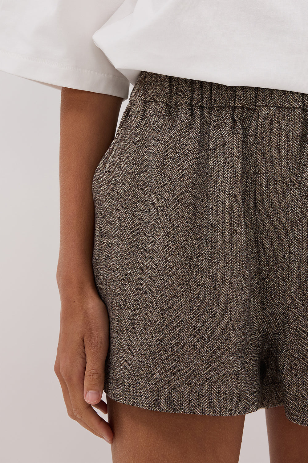FRANKIE CHOC TWEED ELASTIC SHORT