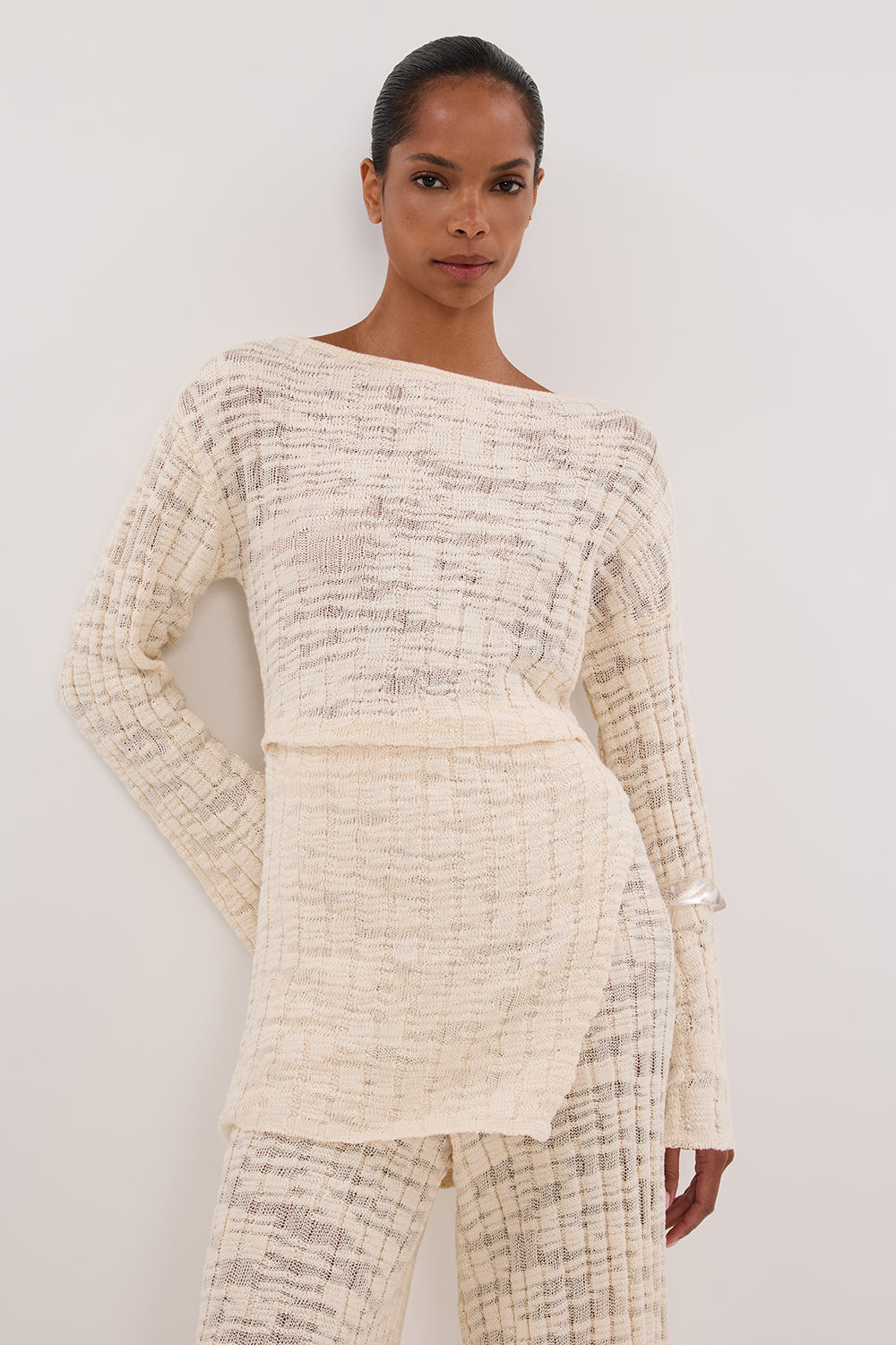 CIA NATURAL LONG SLEEVE KNIT TOP