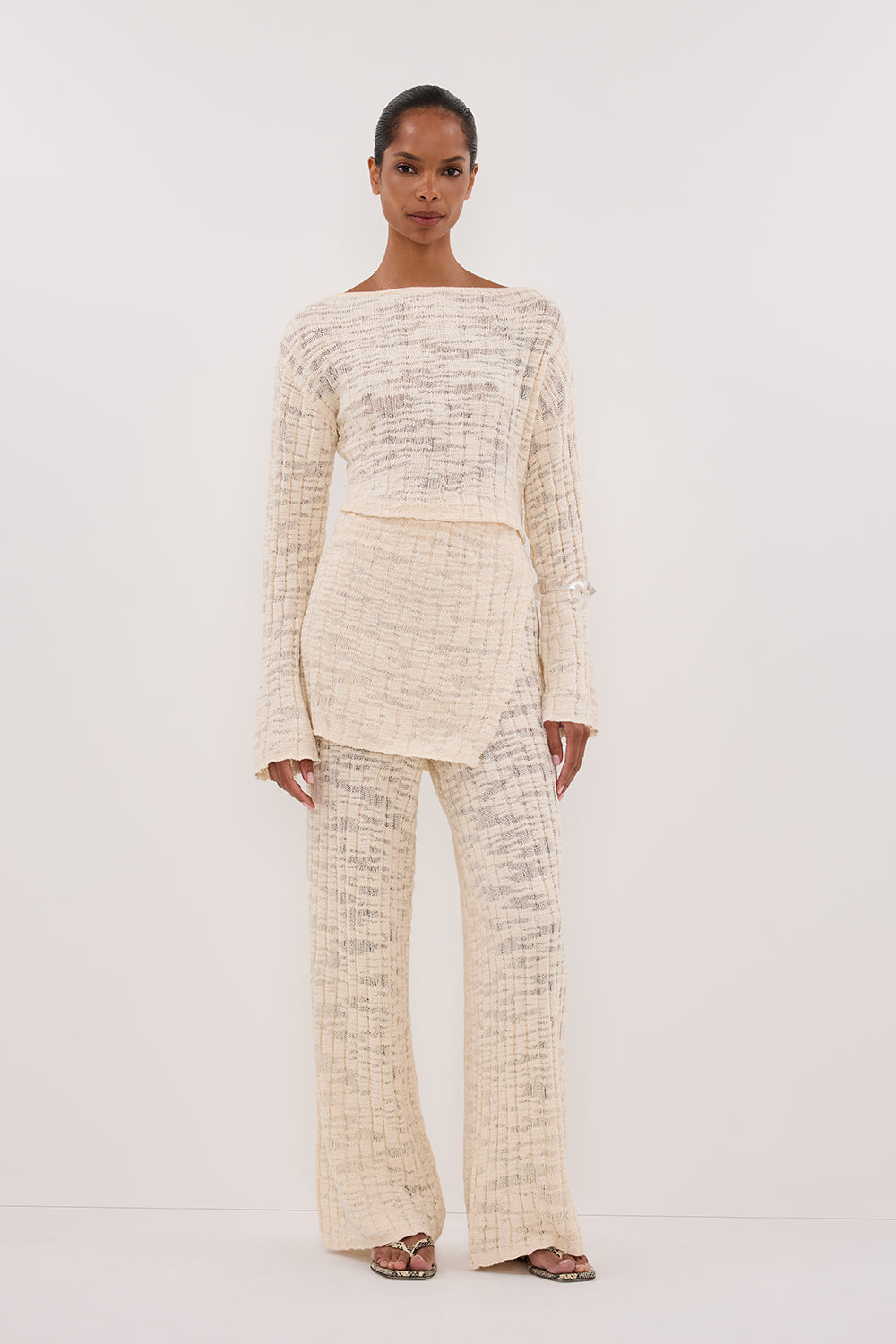 CIA NATURAL LONG SLEEVE KNIT TOP