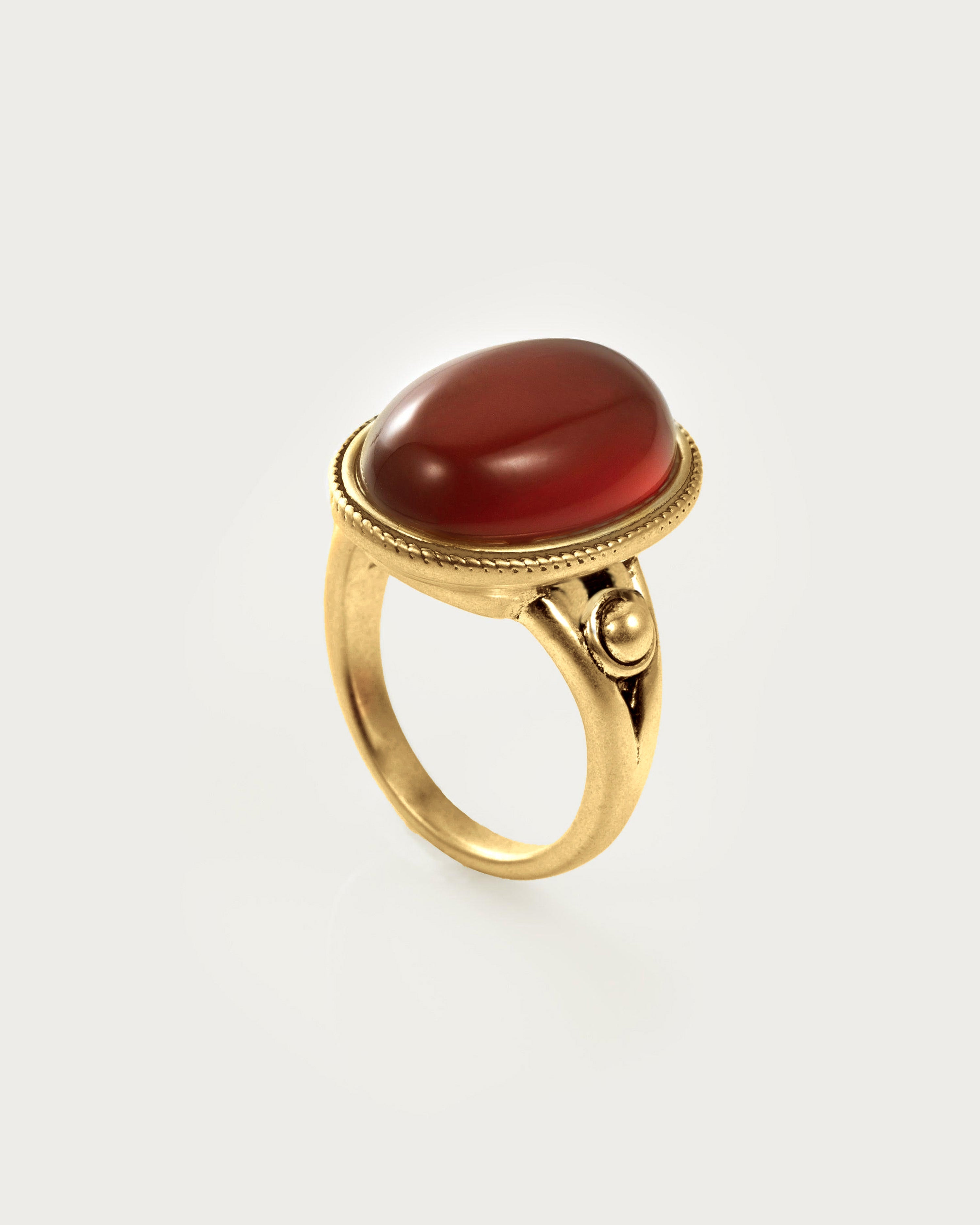 Mystique Ring in Gold