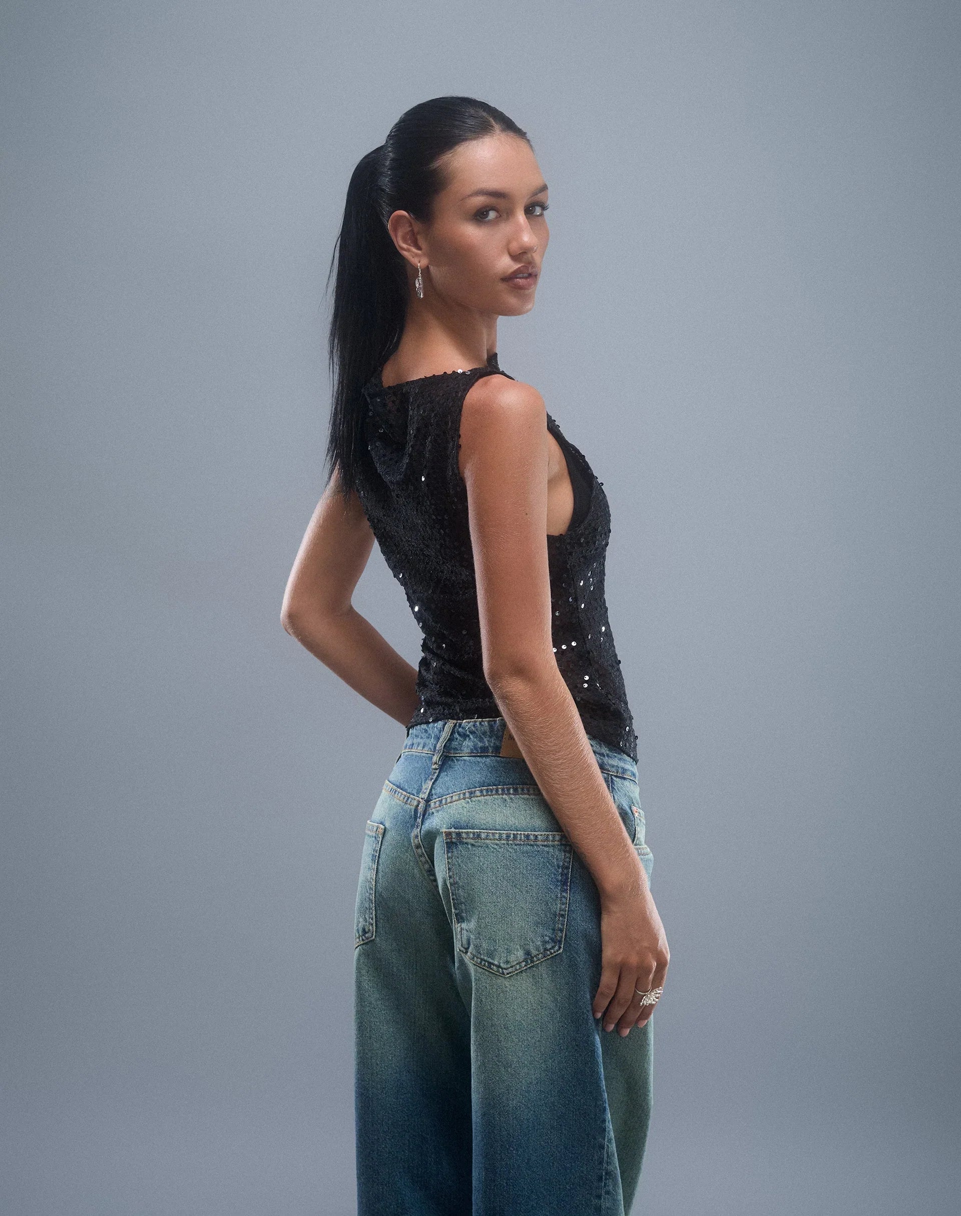 Velora Noir Top
