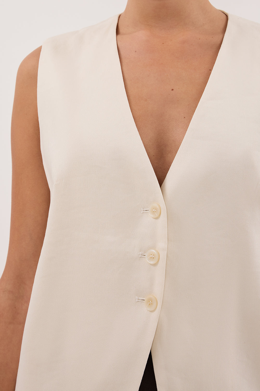 BRAX CREAM LONGLINE VEST
