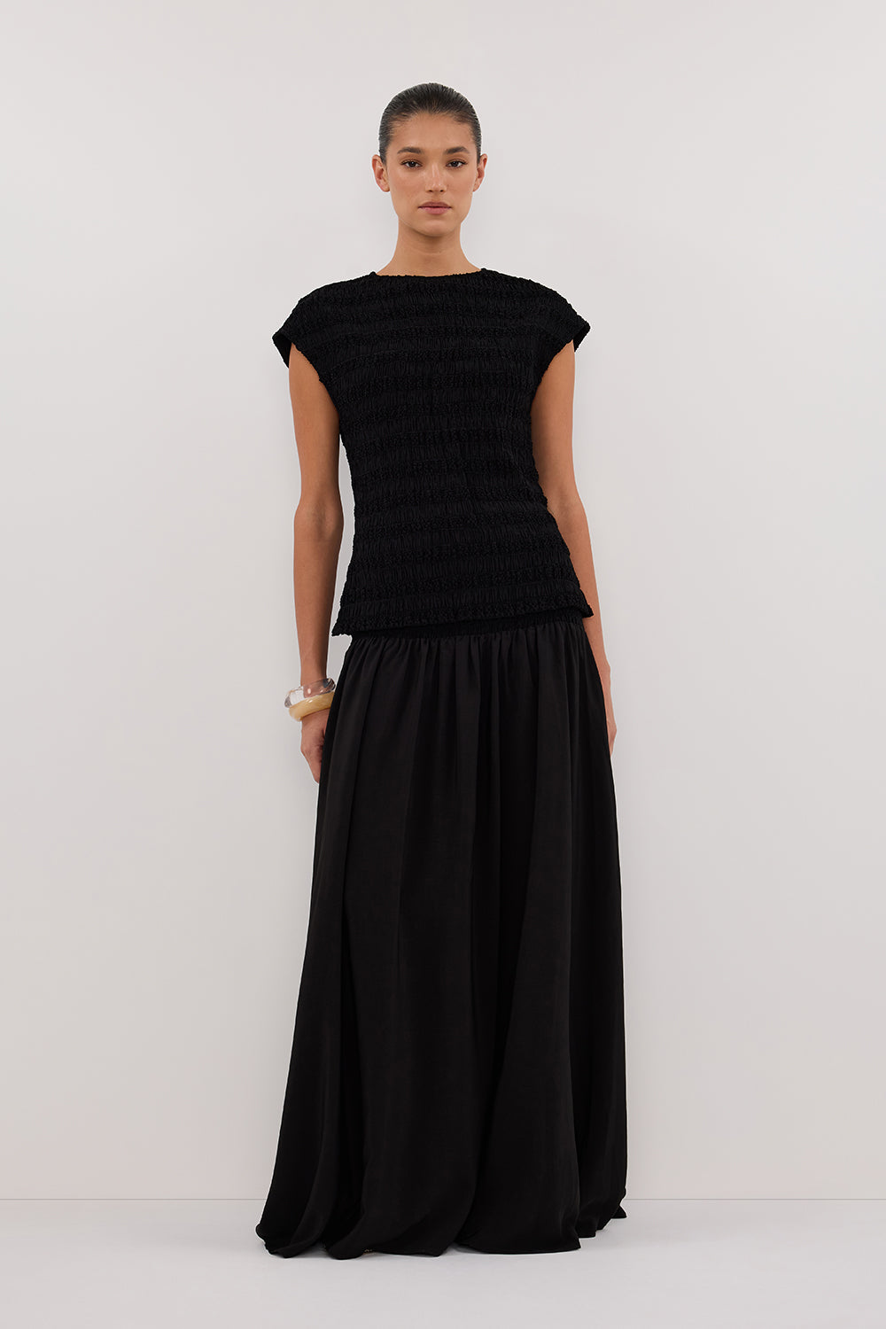 SIERRA BLACK TEXTURED MIDI SKIRT