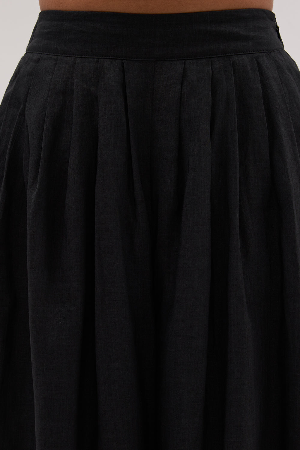 CARMEL BLACK RAMIE PANT