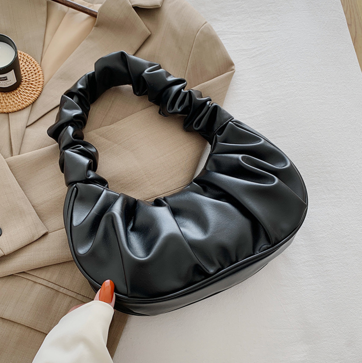 Tilla l Leather Bag