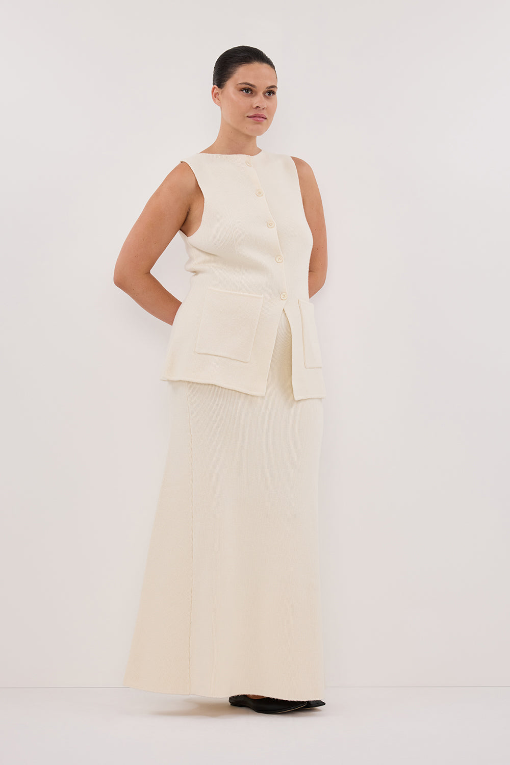 AVA CREAM LONGLINE KNIT MIDI SKIRT